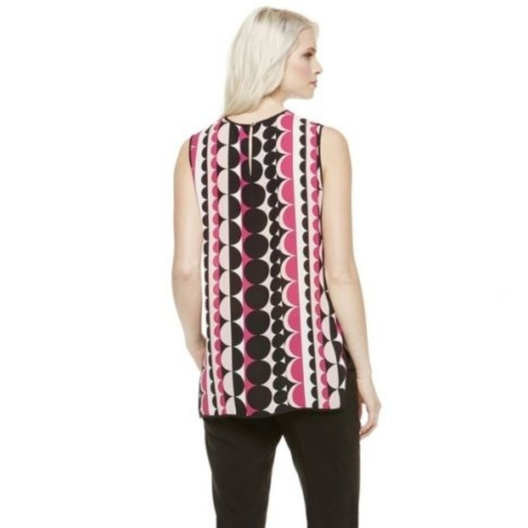 103 VINCE CAMUTO Retro Dot Hi-Lo Hem Top - Picture 2 of 8